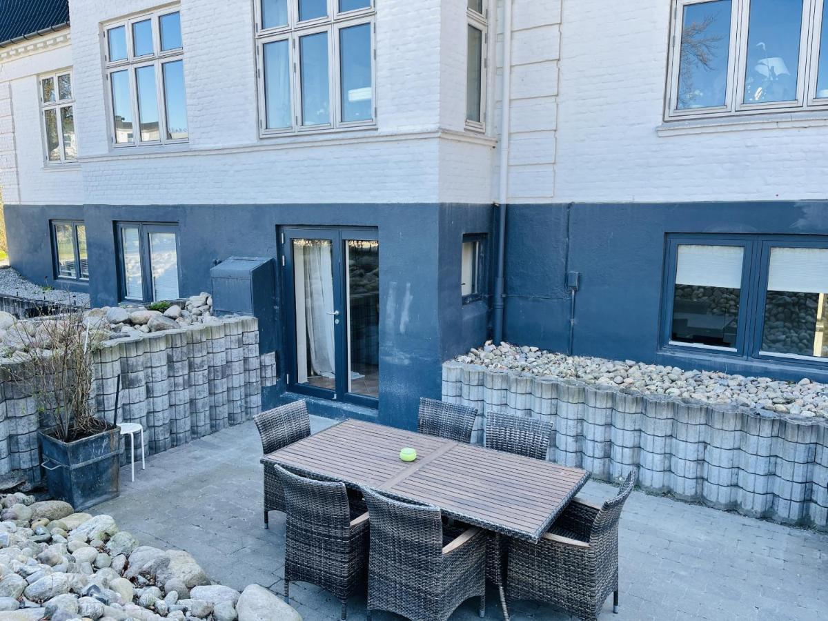 Aday - Central Charming Apartment With Terrace Aalborg Exteriér fotografie